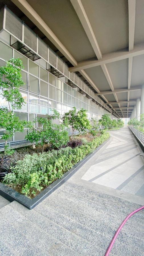 פאסאי Cozy And Classy Studio Across Airport Terminal 3 מראה חיצוני תמונה