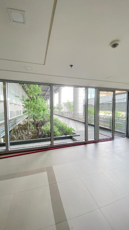פאסאי Cozy And Classy Studio Across Airport Terminal 3 מראה חיצוני תמונה
